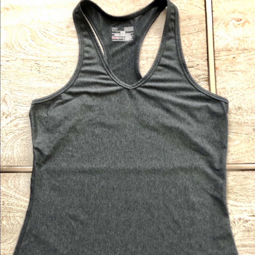 Under Armour Tank Size M